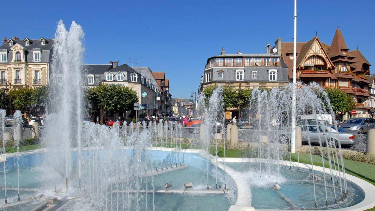 Les Quais De Trouville Zewnętrze zdjęcie